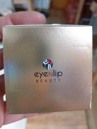 아이앤립 / EYENLIP 아이앤립 24K 골드 N 펩타이드 앰플 크림 — 5점을 준 리뷰어가 2021년 3월 올린 사용 사진
