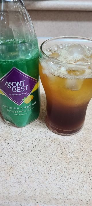 몽베스트 Montbest with Sparkling water Lemon OR Lime 20병(랜덤) — 5점을 준 리뷰어가 2022년 6월 올린 사용 사진