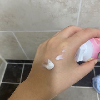 [후르디아] 복숭아 바디워시+바디에센스 세트 — 5점을 준 리뷰어가 2021년 11월 올린 사용 사진