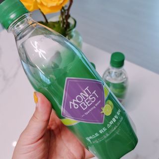 몽베스트 Montbest with Sparkling water Lime20병 — 5점을 준 리뷰어가 2021년 10월 올린 사용 사진