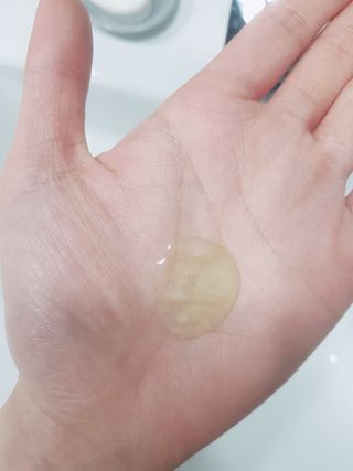 프리마인 메이크업과 들뜨는 각질까지 한방에 깐달걀로! 순하기까지한 셀베이스 그린티클렌저(200ml) — 5점을 준 리뷰어가 2023년 1월 올린 사용 사진