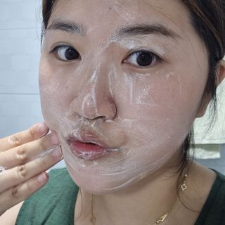 닥터에프파이브 젤리스크럽 소프트 클렌징폼 120ml — 5점을 준 리뷰어가 2022년 5월 올린 사용 사진