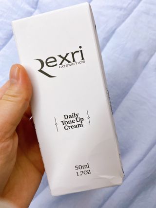 렉스리 데일리 톤업 크림 Rexri Daily Tone Up Cream — 4점을 준 리뷰어가 2022년 10월 올린 사용 사진