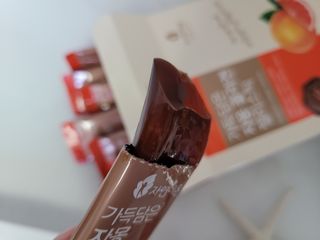 자연에온 핑크 자몽 착즙 100mL 10개입 1BOX +가 득담은 자몽 콜라겐 젤리스틱 1BOX — 5점을 준 리뷰어가 2021년 7월 올린 사용 사진