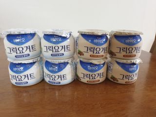 매일바이오 그릭요거트 오리지널 플레인 4개, 로스터리 커피믹스 4개 — 5점을 준 리뷰어가 2021년 12월 올린 사용 사진