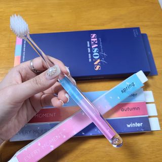 에브리모먼트 에브리 모먼트 칫솔 Every moment toothbrush — 5점을 준 리뷰어가 2022년 2월 올린 사용 사진