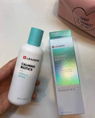 리더스코스메틱 리더스 카밍 바이오틱스 에센스 워터 — 4점을 준 리뷰어가 2021년 12월 올린 사용 사진