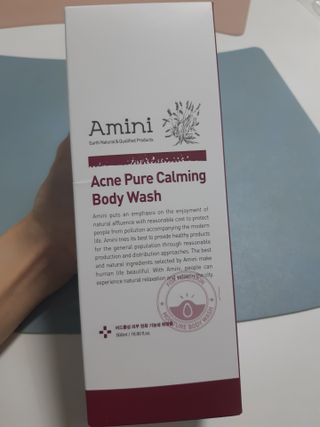 아미니 아크네 퓨어카밍 바디워시 500ml — 5점을 준 리뷰어가 2021년 6월 올린 사용 사진