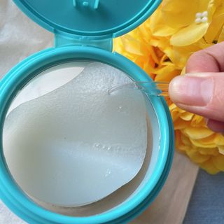 리더스코스메틱 리더스 카밍 바이오틱스 퀵 수딩 패드 — 5점을 준 리뷰어가 2022년 4월 올린 사용 사진