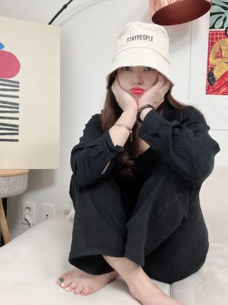[스테이피플] STAYPEOPLE BUCKET HAT (IVORY) — 5점을 준 리뷰어가 2022년 9월 올린 사용 사진