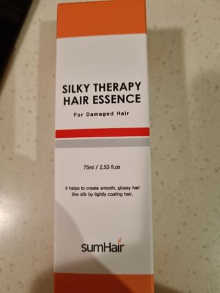 썸헤어 / SUMHAIR 썸헤어 실키 테라피 헤어 에센스 — 5점을 준 리뷰어가 2021년 4월 올린 사용 사진