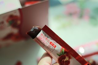 헬스업_쁘띠쁘띠석류콜라겐젤리_20g x 14포 — 5점을 준 리뷰어가 2021년 2월 올린 사용 사진