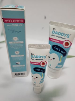 닥터데디스 안심무불소 베이비치약 60g + 여행용 미니 치약 15g — 5점을 준 리뷰어가 2022년 7월 올린 사용 사진