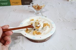 짜먹는 이지견과 짜먹는 이지아몬드, 짜먹는 이지허니피넛, 짜먹는 이지캐슈넛 각 10g X  10포 — 5점을 준 리뷰어가 2021년 4월 올린 사용 사진
