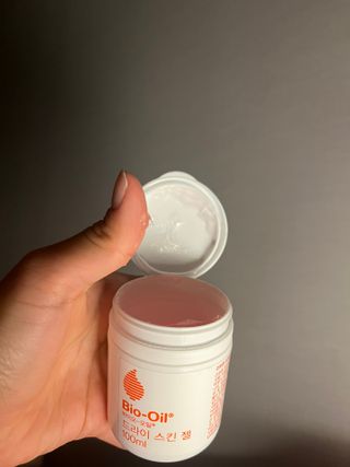 바이오오일 [바이오-오일] 드라이 스킨 젤 100ml — 5점을 준 리뷰어가 2021년 12월 올린 사용 사진