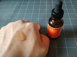 더마 사이언스 비타민 CCC 앰플 기미 브라이트닝 세럼 30ml — 5점을 준 리뷰어가 2021년 8월 올린 사용 사진