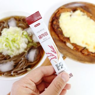 하루 1포로 콜레스테롤, 유산균, 고역가 소화효소까지 한번에 섭취! 다온바이오 홍자임 1개월분(30포) — 5점을 준 리뷰어가 2022년 12월 올린 사용 사진