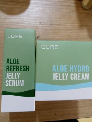 김정문알로에 큐어 큐어 알로에 리프레쉬 젤리 세럼, 큐어 알로에 하이드로 젤리 크림 — 5점을 준 리뷰어가 2021년 2월 올린 사용 사진