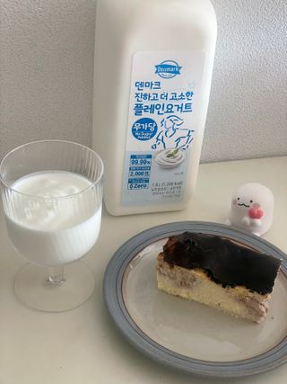 *구매평_[덴마크] 진하고 더 고소한 무가당 플레인 요거트 1.8L — 5점을 준 리뷰어가 2025년 10월 올린 사용 사진