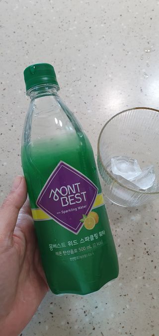 몽베스트 Montbest with Sparkling water Lemon OR Lime 20병(랜덤) — 5점을 준 리뷰어가 2021년 10월 올린 사용 사진