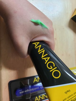 [지오클린] 안나지오 구취케어  기능성 치약 칫솔 세트 (칫솔 5 개+치약 100g 1 개 ) — 5점을 준 리뷰어가 2022년 6월 올린 사용 사진