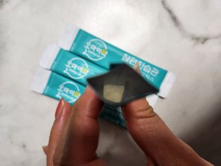 [유산균] 오마이락 장편한습관 프로바이오틱스 30P — 5점을 준 리뷰어가 2022년 12월 올린 사용 사진