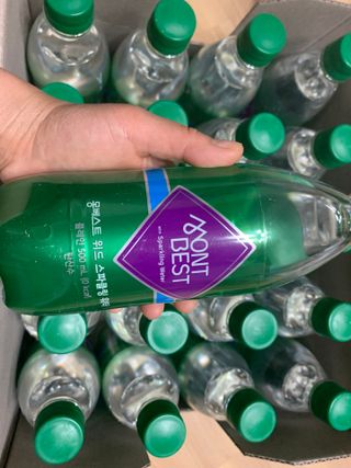 몽베스트 Montbest with Sparkling water Plain 20병 — 5점을 준 리뷰어가 2022년 6월 올린 사용 사진