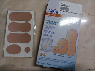 3M 넥스케어 물집방지쿠션테이프 1매 + 물집방지패드 10매 — 5점을 준 리뷰어가 2024년 3월 올린 사용 사진