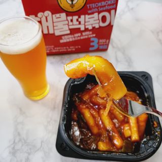 한성기업 무볼레 닭떡볶이+해물떡볶이 2종 세트 — 5점을 준 리뷰어가 2021년 10월 올린 사용 사진