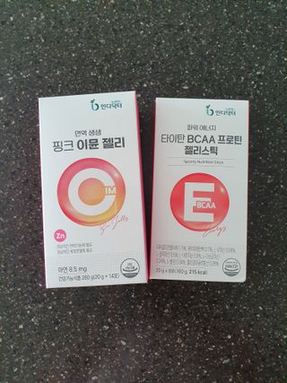 인디닥터 면역 생생 핑크 이뮨 젤리 + 타이탄 BCAA 프로틴 젤리스틱 — 5점을 준 리뷰어가 2022년 4월 올린 사용 사진