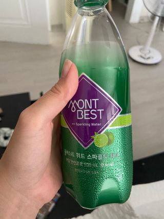 몽베스트 Montbest with Sparkling water Lime20병 — 5점을 준 리뷰어가 2022년 6월 올린 사용 사진