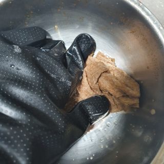 나무드 [매직싹싹] 고급형 친환경 실리콘 수세미 미끄럼방지 고무장갑 투명 1개 + 블랙 1개 캠핑용 야외 설거지 — 5점을 준 리뷰어가 2021년 9월 올린 사용 사진