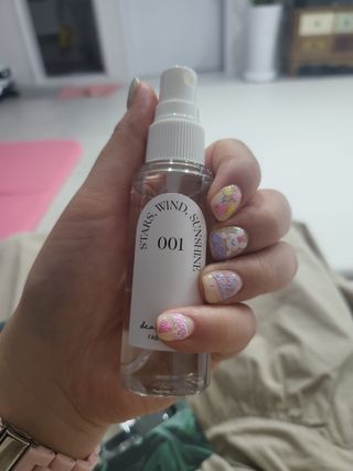 디어포레스트 [5개세트] 숲속의 하루 패브릭미스트 (섬유향수/ 룸스프레이) 50ml 5개 — 4점을 준 리뷰어가 2022년 9월 올린 사용 사진