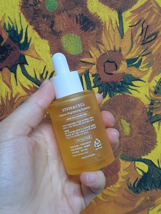 체르엠 스템앤셀 비타민 브라이트닝 에센스 30ml 1개 — 5점을 준 리뷰어가 2021년 8월 올린 사용 사진