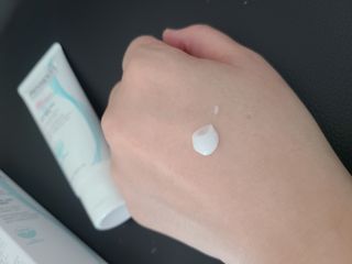 피지오겔 레드수딩 시카밸런스 크림 50ml — 5점을 준 리뷰어가 2022년 4월 올린 사용 사진