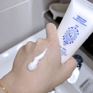 청담로즈 로즈블랑 화이트닝 올인원 퍼펙트 클렌저 — 5점을 준 리뷰어가 2023년 7월 올린 사용 사진