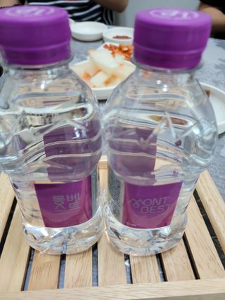 몽베스트 [MONTBEST] 330mL 20병 — 5점을 준 리뷰어가 2021년 10월 올린 사용 사진