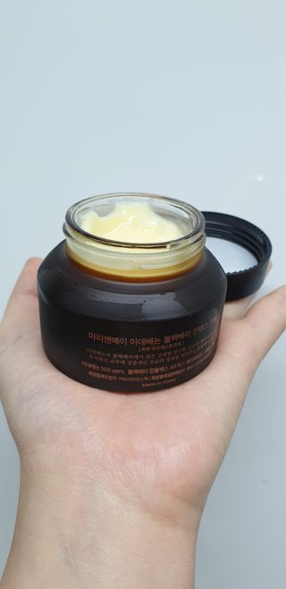 마리엔메이  이데베논 블랙베리 보습 크림 + 세럼 — 5점을 준 리뷰어가 2021년 10월 올린 사용 사진