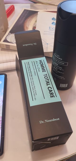 Dr.느루벗 느루벗 옴므 토탈 케어 올인원 118ml 남자 남성 스킨 로션 에센스 크림 화장품 — 5점을 준 리뷰어가 2021년 4월 올린 사용 사진
