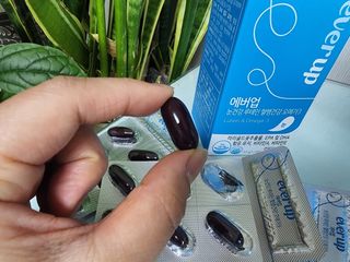 [몸엔용] 에버업 멀티비타민&미네랄, 눈건강 루테인 혈행건강 오메가3, 면역 프로바이오틱스 3종 택1 — 5점을 준 리뷰어가 2022년 4월 올린 사용 사진
