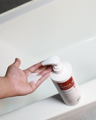 닥터라파알 레드 꽃향기 탈모샴푸 1,000ml + 트리트먼트 1,000ml — 5점을 준 리뷰어가 2021년 8월 올린 사용 사진