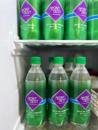 몽베스트 Montbest with Sparkling water Plain 20병 — 3점을 준 리뷰어가 2022년 8월 올린 사용 사진