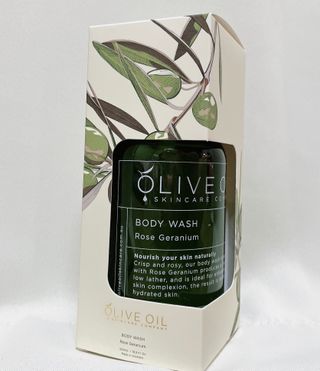 올리브 오일 스킨케어 컴퍼니 [OOSC] 향기로운 보습 로즈 제라늄 바디워시 500ml — 5점을 준 리뷰어가 2021년 5월 올린 사용 사진