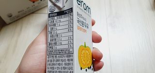이롬 황성주 박사의 국산콩 두유 검은콩 단호박 — 5점을 준 리뷰어가 2021년 2월 올린 사용 사진
