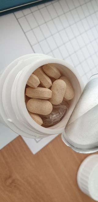 프리마인 평생 써야하는 관절의 건강을 위한 완벽설계 솔루션 관절n마디케어 플러스 120정 — 5점을 준 리뷰어가 2021년 10월 올린 사용 사진