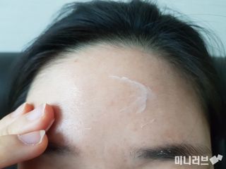줄라이 모닝 _ JULY MORNING 줄라이모닝 하이드레이팅 퍼퓸드 바디앤핸드 에멀젼 — 5점을 준 리뷰어가 2021년 12월 올린 사용 사진