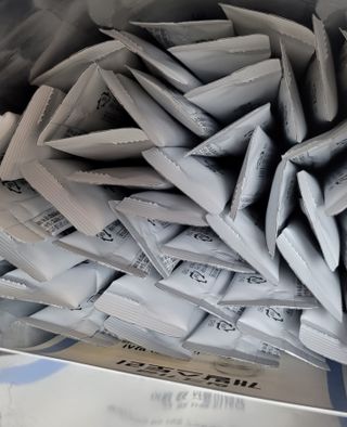 실크가글 실크단백질 함유 구강청결제 11ml 50포 — 5점을 준 리뷰어가 2021년 9월 올린 사용 사진