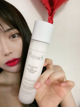 플레라디 에델바이스 오일 밸런싱 토너 — 4.5점을 준 리뷰어가 2021년 6월 올린 사용 사진