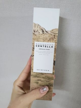 스킨1004 [SKIN1004] 마다가스카르 센텔라 앰플 폼 125ml — 5점을 준 리뷰어가 2024년 8월 올린 사용 사진