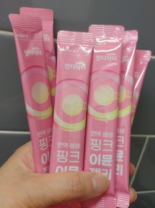 [인디닥터] 면역 생생 핑크 이뮨 젤리 — 5점을 준 리뷰어가 2022년 5월 올린 사용 사진